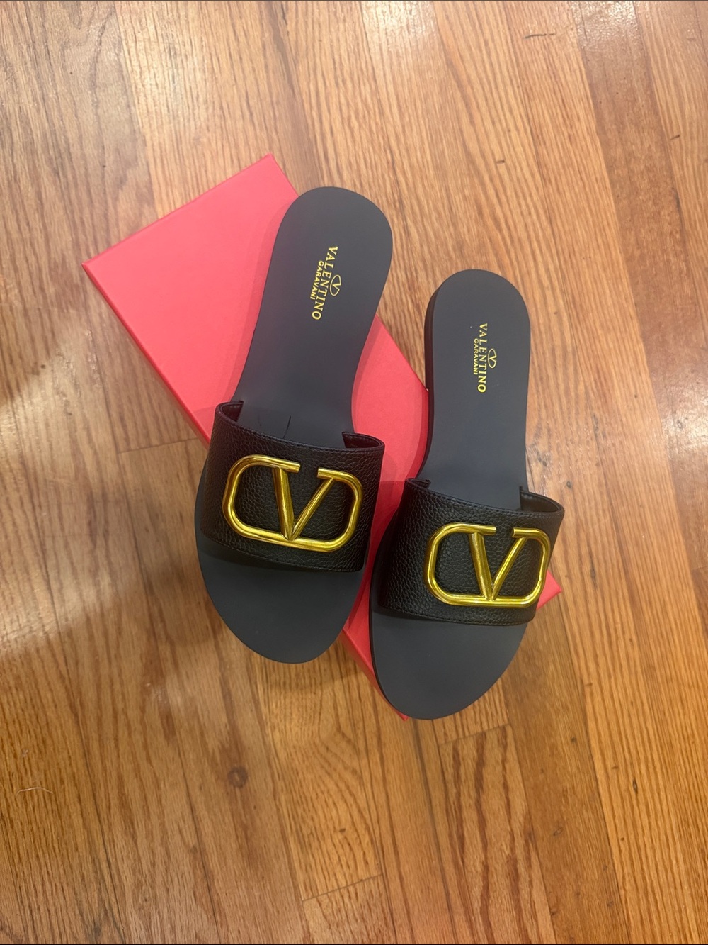 size 37Valentino Black Leather Slide Sandals with Gold V Logo